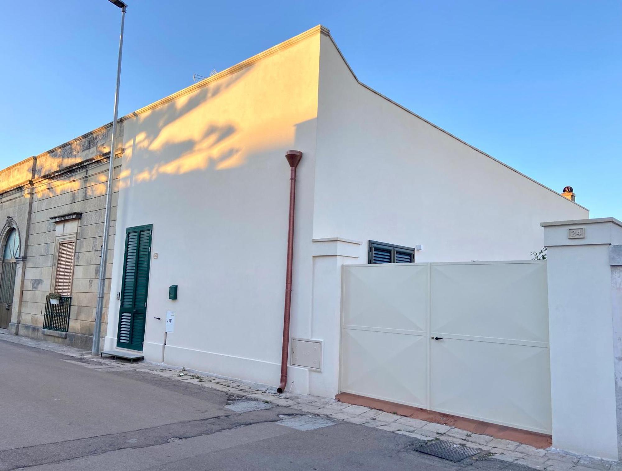 La Casa Di Nina Lägenhet Surano Exteriör bild